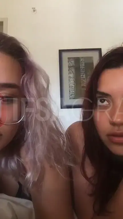 Devriliyorum naz eski yayın lezbiyen tango yayını ifşa