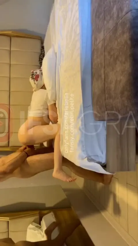 Ariebella ifşa köye gidip amcasının oğluna kendini siktiriyor türk porno