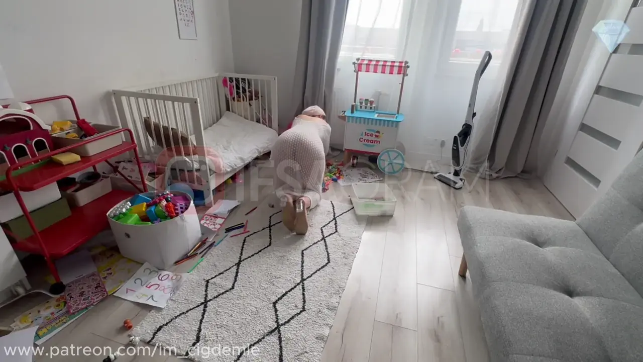 Çiğdemle Hayat İfşa - Nazikçe Evime Özen Gösteriyorum Full HD