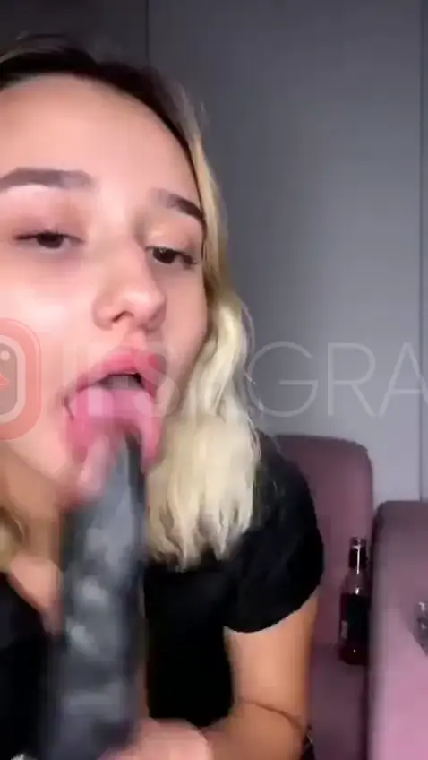 Naz elbir orospu arkadaşıyla tango yayını yapıyor lezbiyen HD