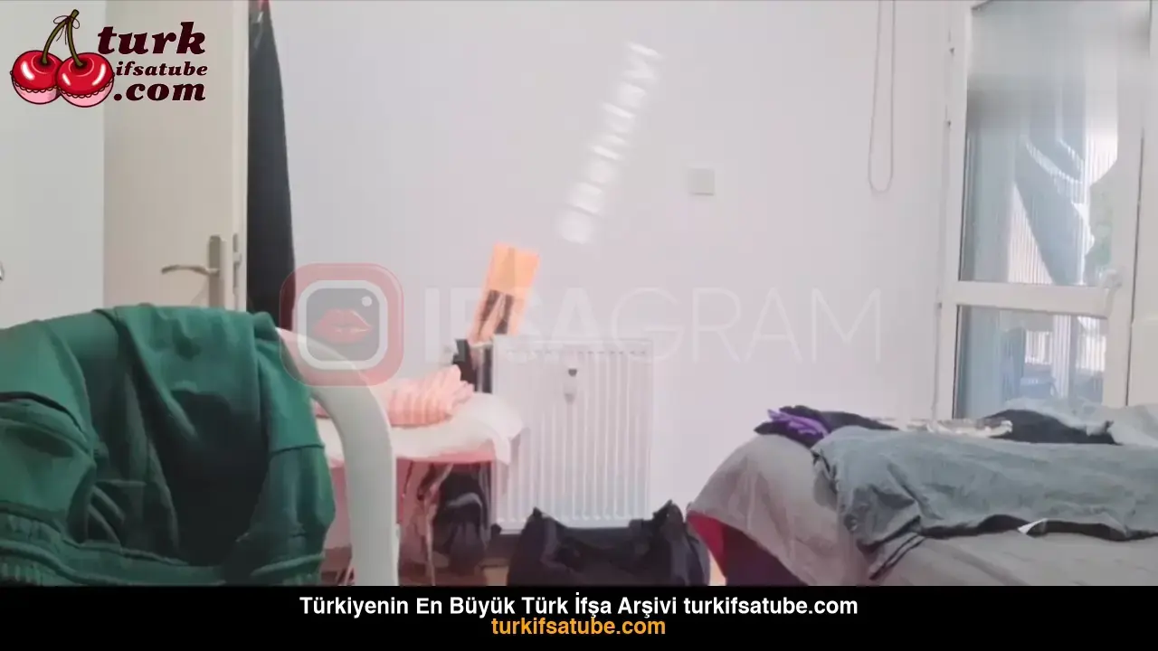 Emine Coşkun ifşa youtube katıl videosu etek ile temizlik