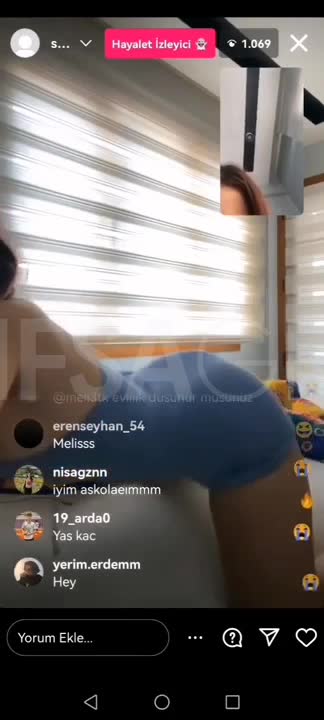 Sudemathers ifşa twerk atıyor götü kocaman sallanıyor